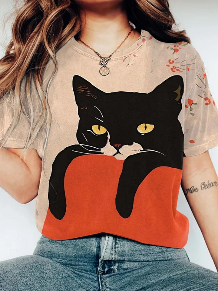 Black Cat & Flowers Art Round Neck Casual T-Shirt