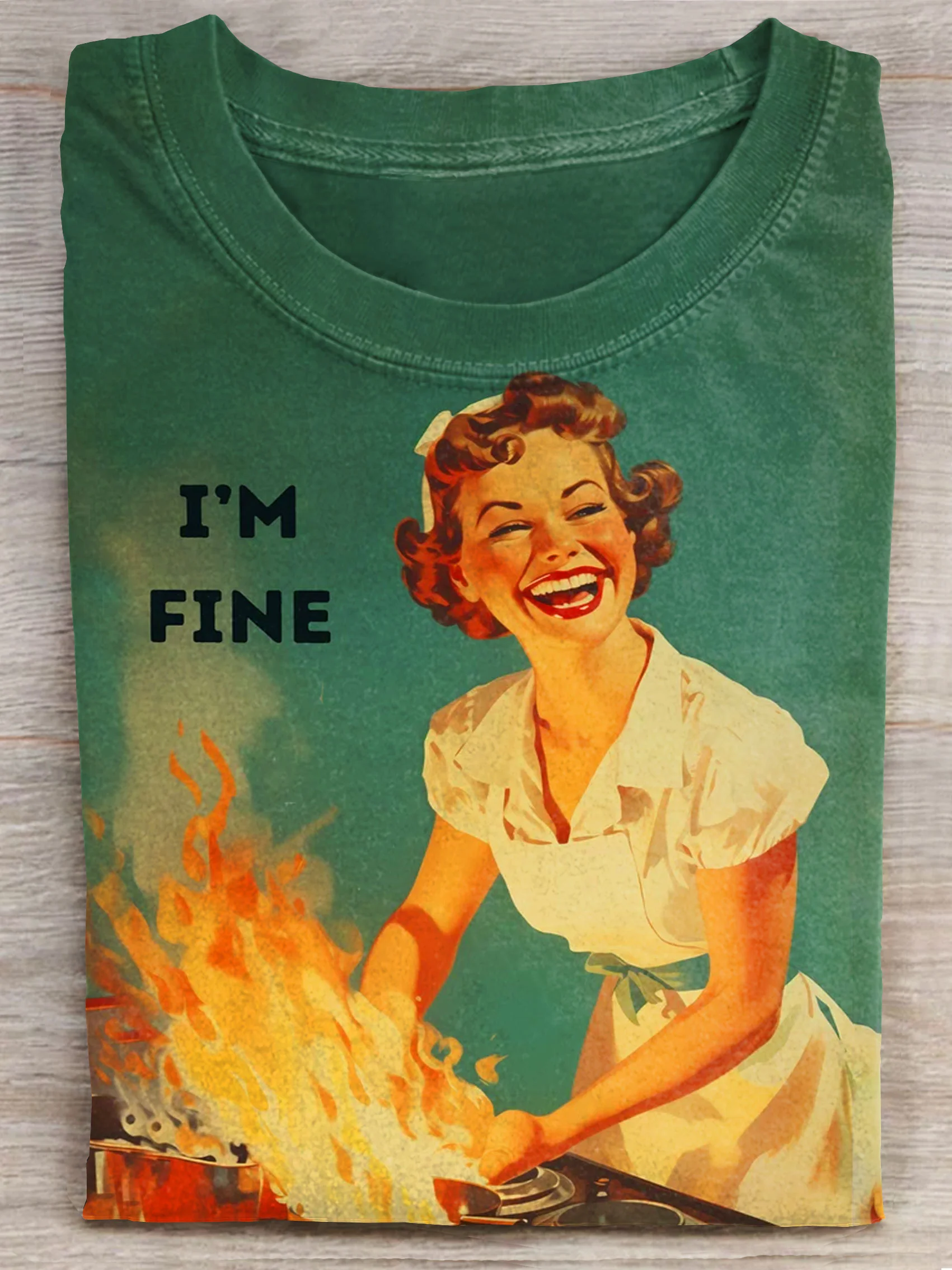 Retro Funny Housewife Art Print Casaul Short Sleeve T-shirt