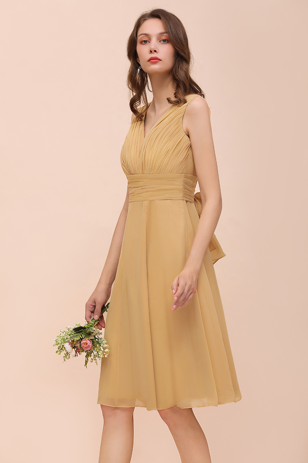 Short Gold Bridesmaid Dress V-neck Sleeveless Chiffon Knee Length Formal Dress