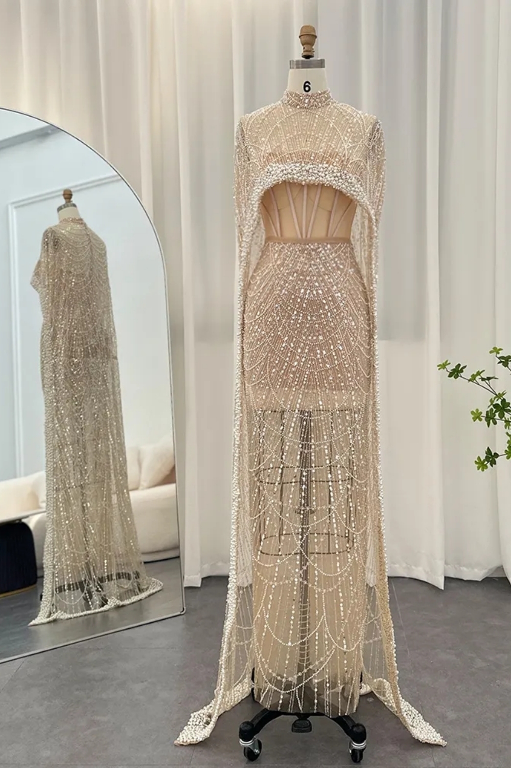 Gorgeous Sleeveless Cape Sleeves Beadings Mermaid Evening Gown See-Through Party Dress for Wedding
