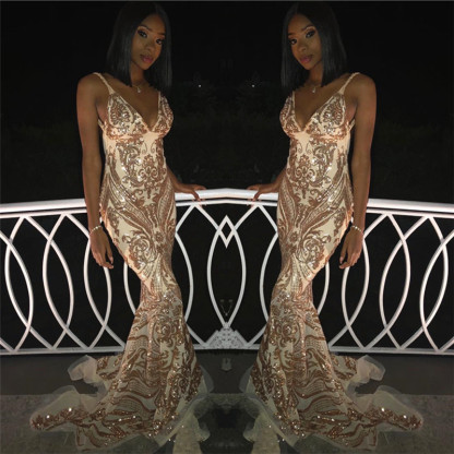 Elegant Sexy V-Neck Spaghetti Straps Sleeveless Gold Lace Appliques Elegant Mermaid Prom Dress UKes UK UK
