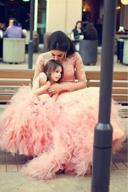 Long Sleeve Pink Lace Mermaid Wedding Dress With Ruffles Mother and Daughter Dress