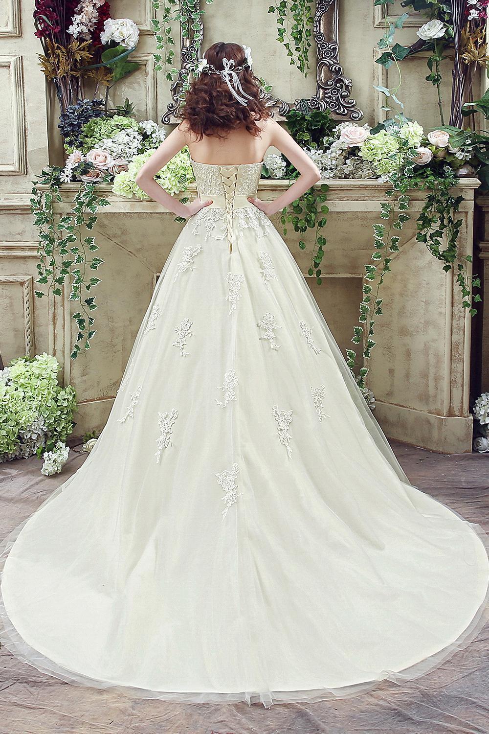 Sweetheart Lace Appliques Wedding Dress Bowknot Sweep Train