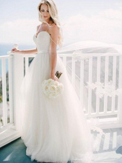 Sweep Train Ball Gown Sleeveless Tulle Sweetheart Wedding Dresses UK