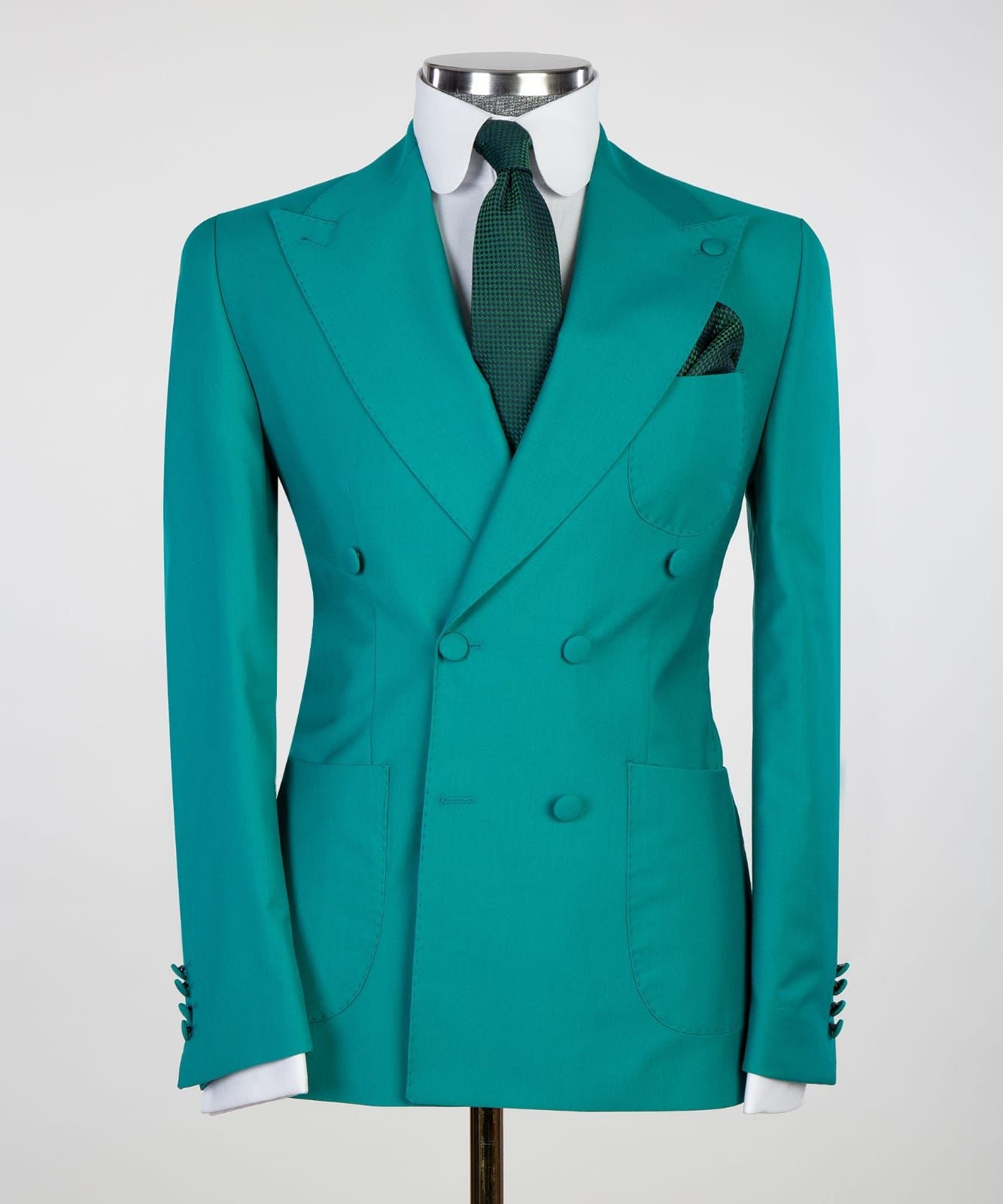 Floyd Chic Green Close Fitting Two Pieces Double Breasted Peaked Lapel Prom Suits