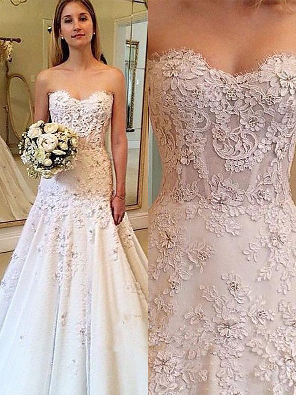 Sweetheart Lace Court Train A-Line Sleeveless Wedding Dresses UK