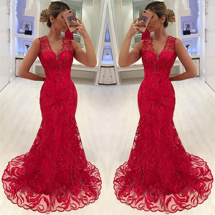 Elegant Mermaid Appliques Straps Sleeveless Alluring V-neck Long Prom Dress UK