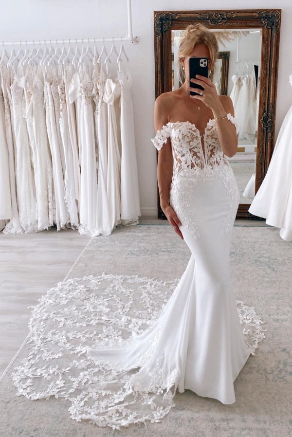 Amazing Off-the-Shoulder Mermaid Wedding Dress with Floral Lace Appliques-27Dress.co.uk