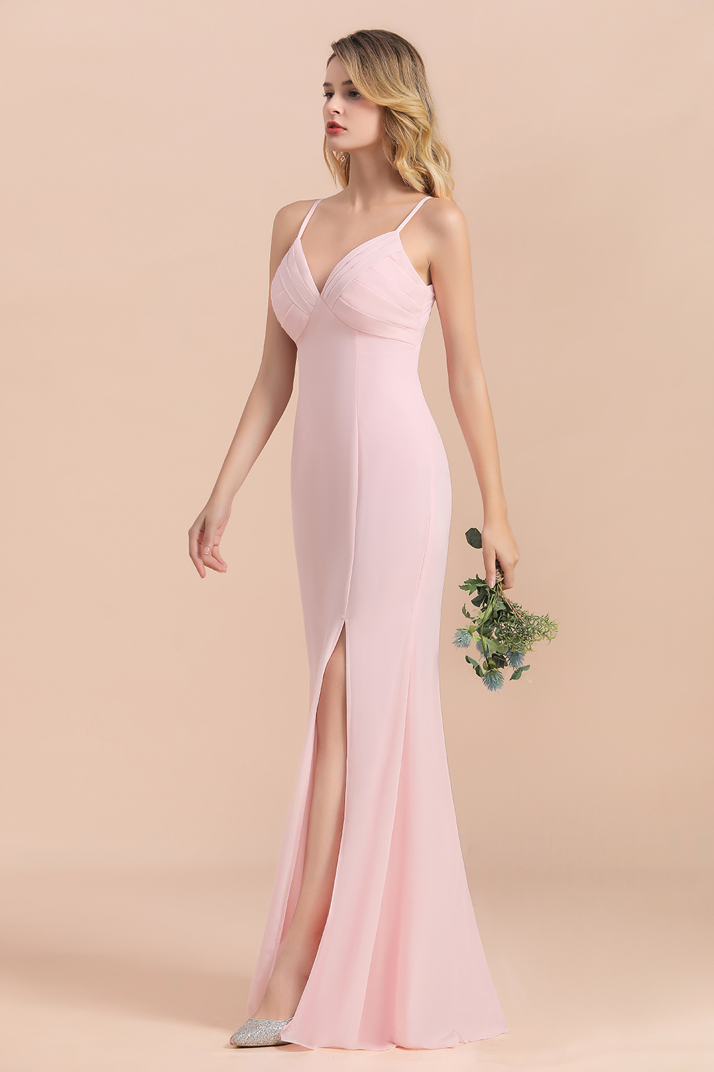Charming V-neck Blushing Pink Mermaid Bridesmaid Dress Chiffon Long Wedding Guest Dress with Side Slit