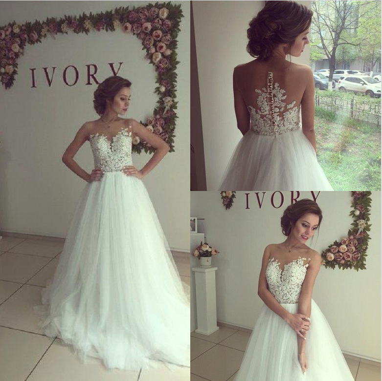 Elegant Lace Appliques Wedding Dress Long Split