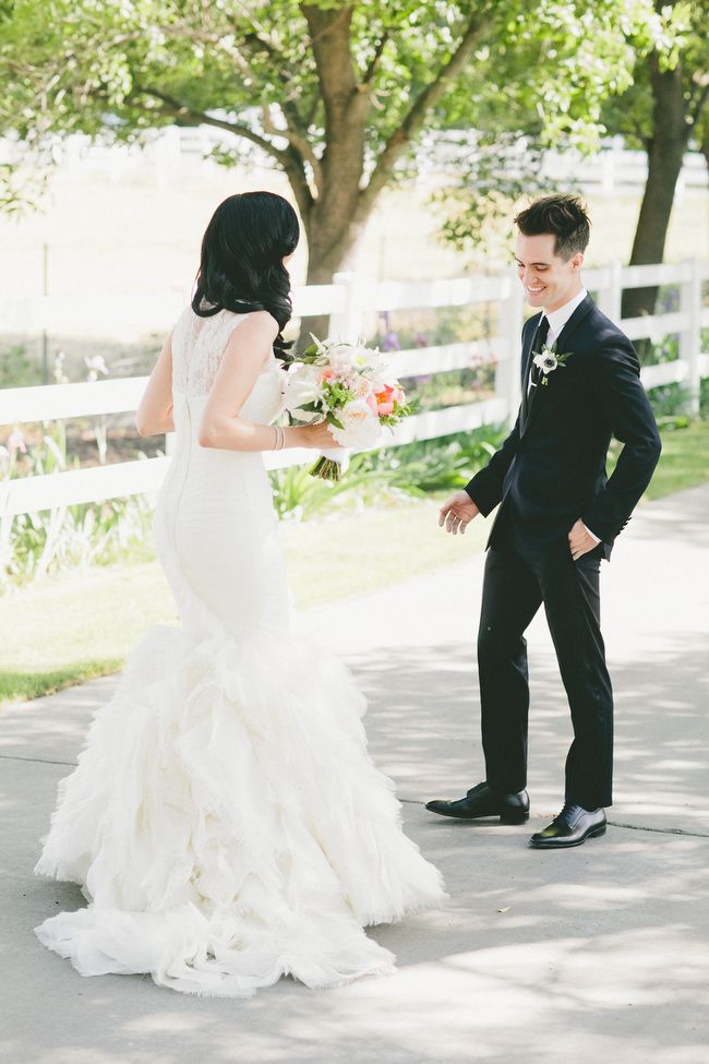 New Arrival Sleeveless Lace Wedding Dresses UK Sexy Mermaid Ruffles Floor Length