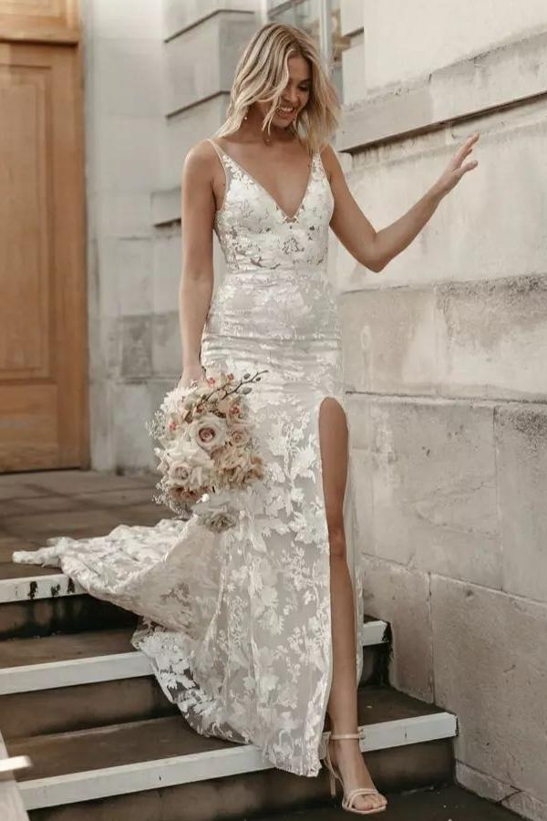 Amazing Floral Lace Mermaid Wedding Dress V-Neck Sleeveless Side Split Bridal Dress-27Dress.co.uk