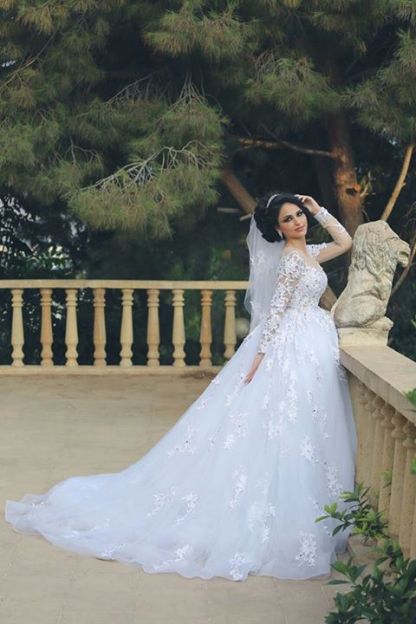 Elegant Illusion Tulle Lace Appliques Wedding Dress Long Sleeve Zipper