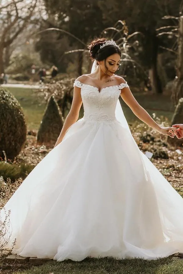 Off-the-Shoulder A-line Wedding Dress Natural Lace Tulle Bridal Dress