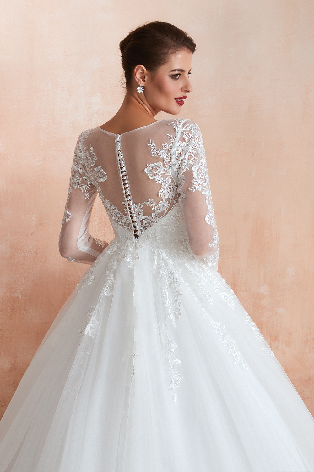 Elegant Long sleeves Wedding Dress White Lace Buttons Ball Gown