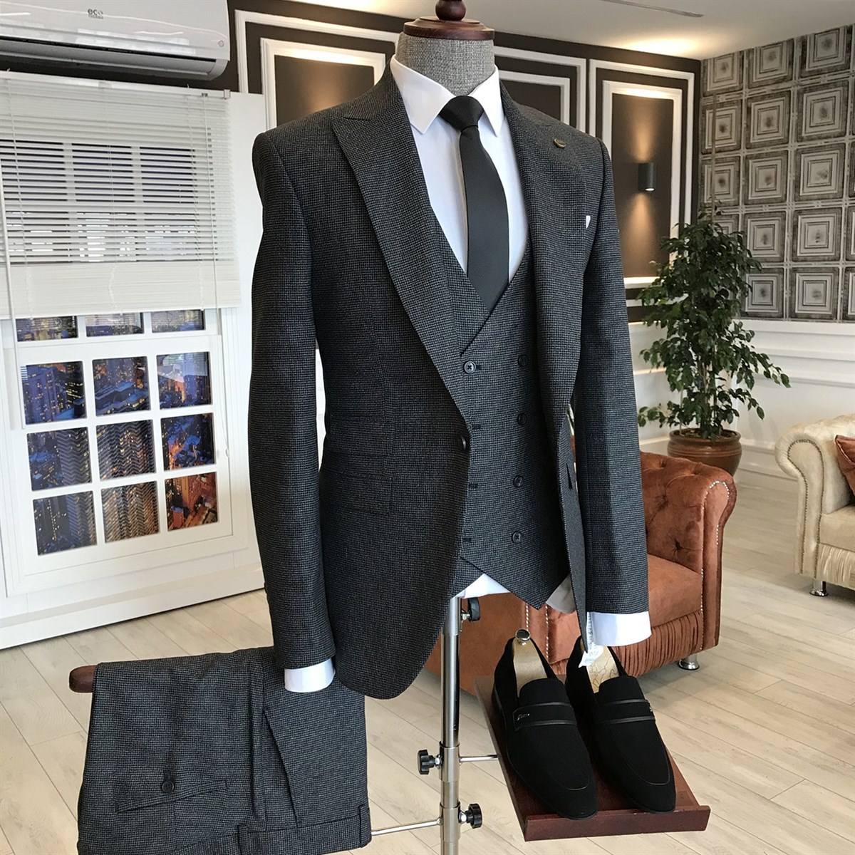 Osmond Black Small Plaid Peaked Lapel Double Breasted Waistcoat Custom Business Suits
