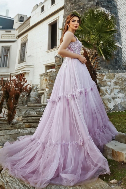 V-neck Tulle Appliques Lace Floor-length A-Line Prom Dresses