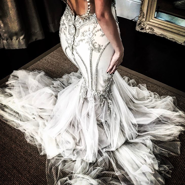 Vintage Appliques Sexy Mermaid Wedding Dresses UK Off-the-Shoulder Long Sleeves Bridal Gowns
