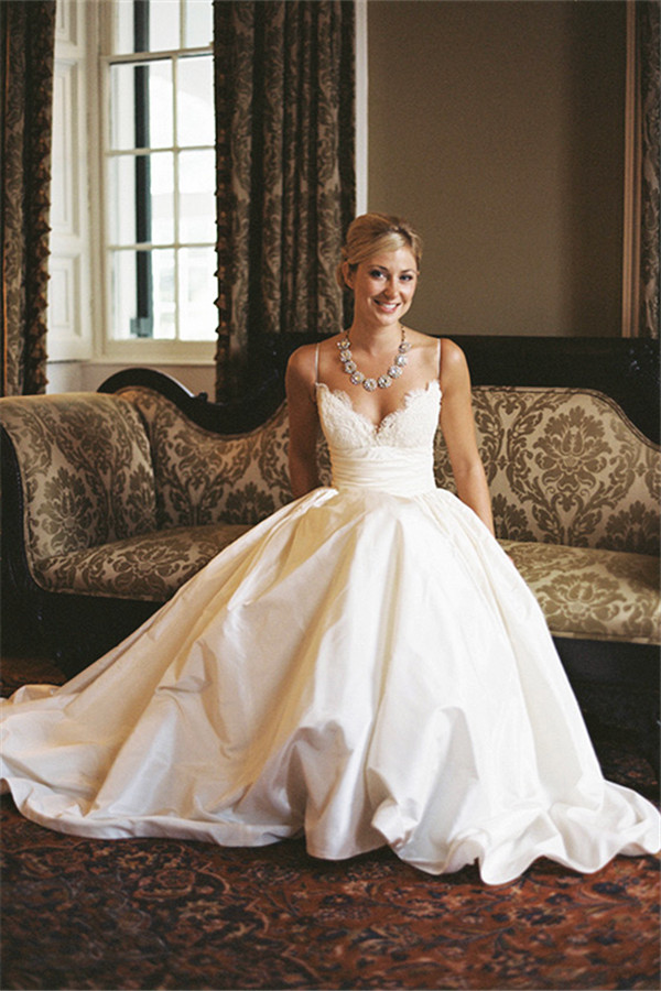 Modest Spaghetti Strap Lace Wedding Dress A-line Sleeveless Zipper BA4625-27Dress.co.uk