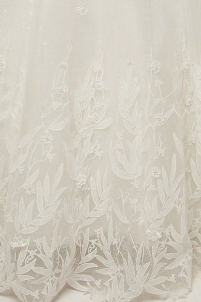 Cap Sleeves Scoop Tulle Lace Wedding Dress Aline Floor Length Crystals Bridal Dress