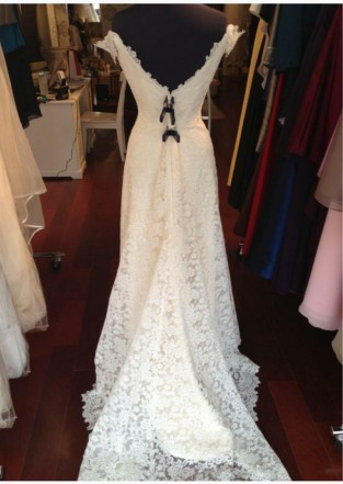 Special order for Beth for the nice wedding dress which cost 179$