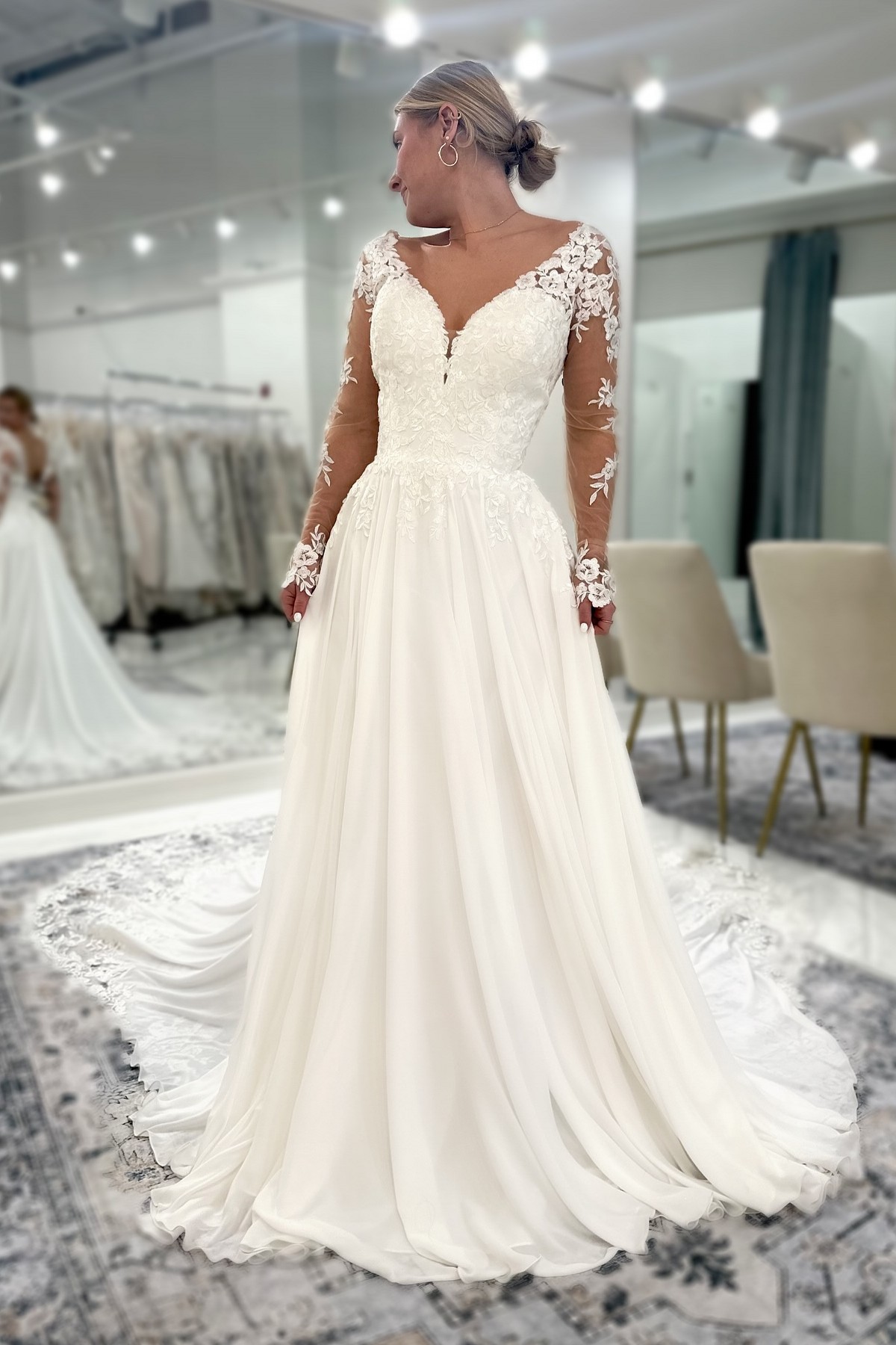 V-neck Open Back Appliques Lace Long Sleeve A-Line Wedding Dresses