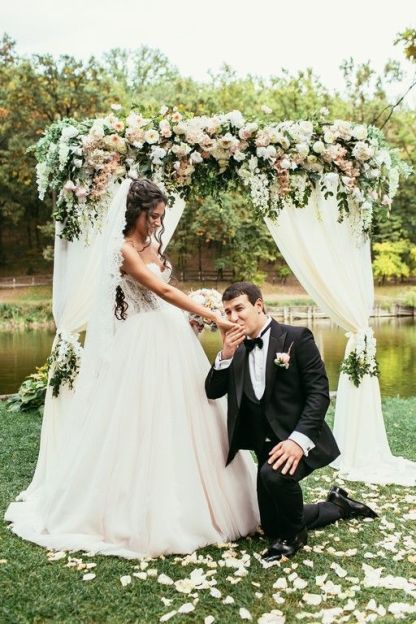 Tulle Sweetheart Lace Beadss Elegant Princess Wedding Dress