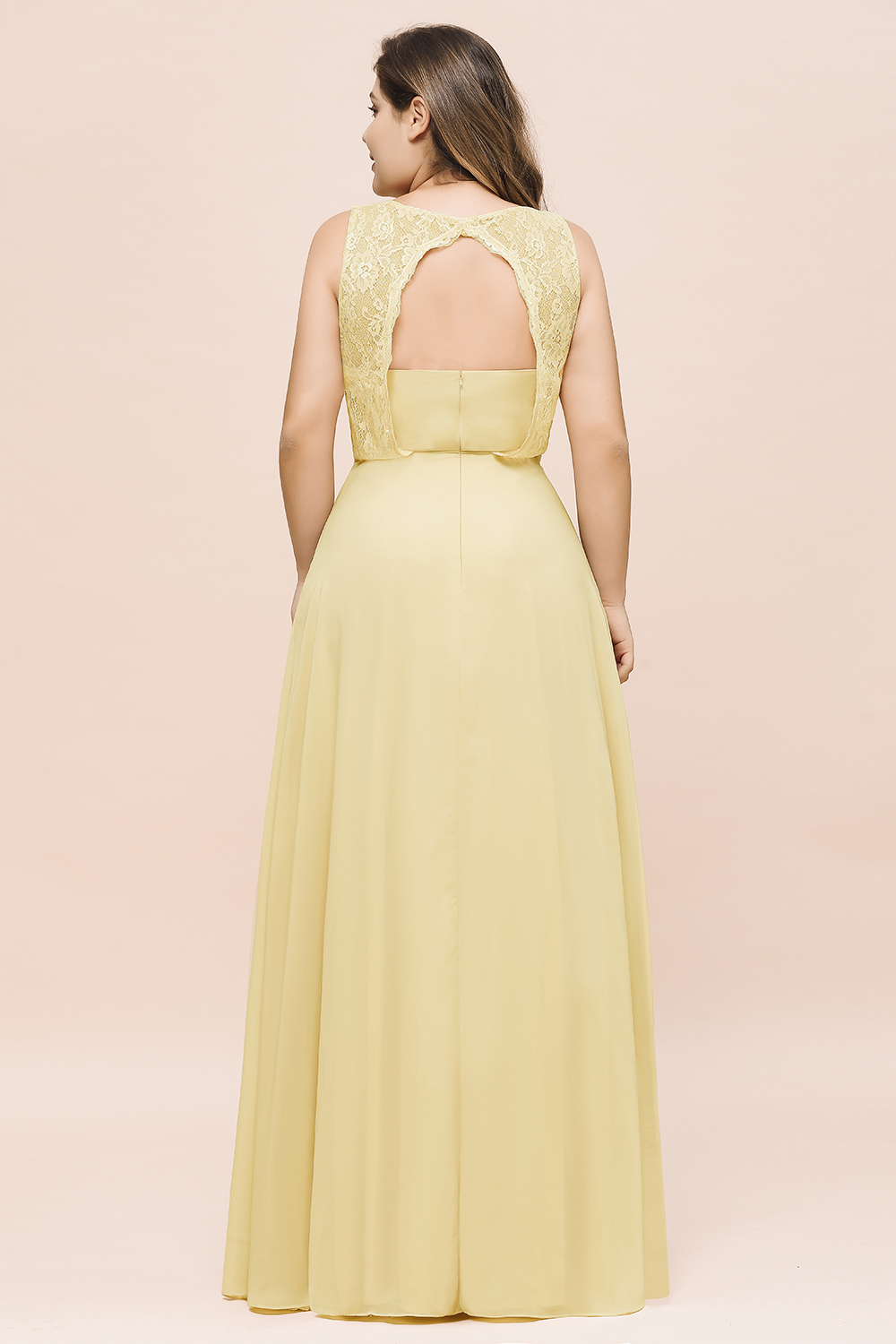 Plus Size Daffodil Crew Neck Lace Bridemaid Dress Sleeveless