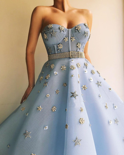 Sexy Strapless Beaded Flowers Prom Dress | Blue Tulle Long Evening Dress UK with Beadning Sash