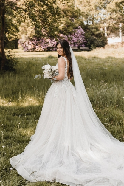 Beautiful V-neck Open Back Appliques Lace A-Line Wedding Dresses