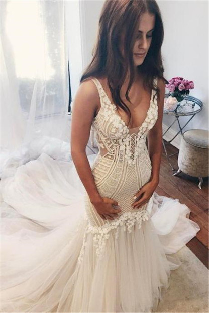 Sexy Mermaid V-Neck Wedding Dresses UK Sleeveless Open Back Bridal Gowns with Buttons