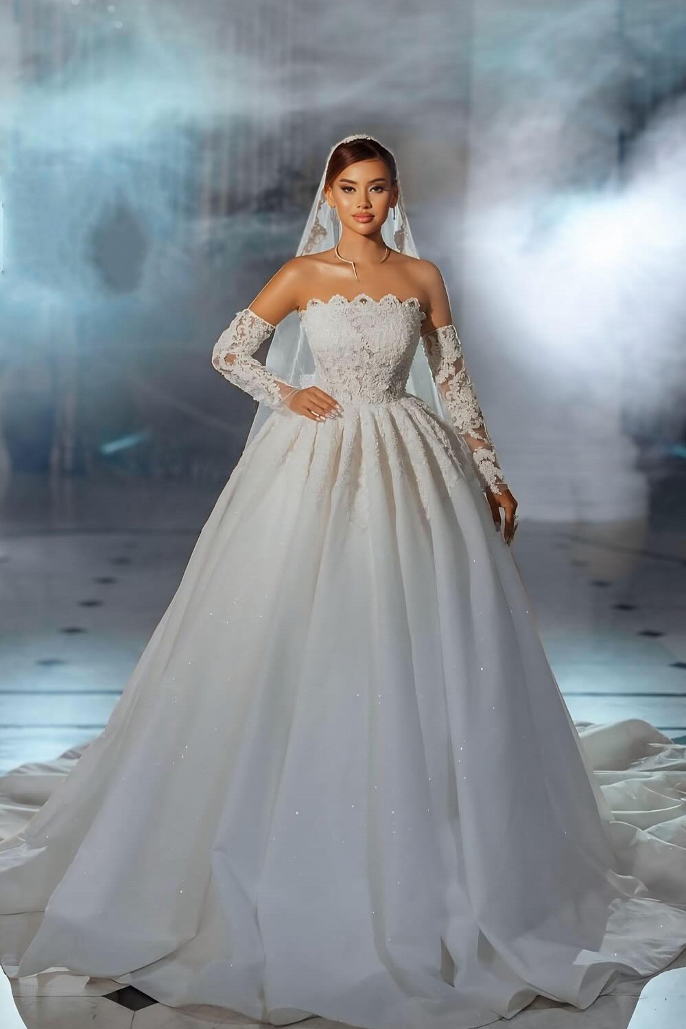 Strapless Satin Appliques Lace A-Line Wedding Dresses with Train