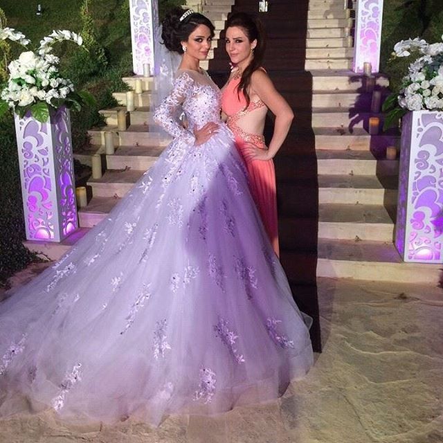Elegant Illusion Tulle Lace Appliques Wedding Dress Long Sleeve Zipper