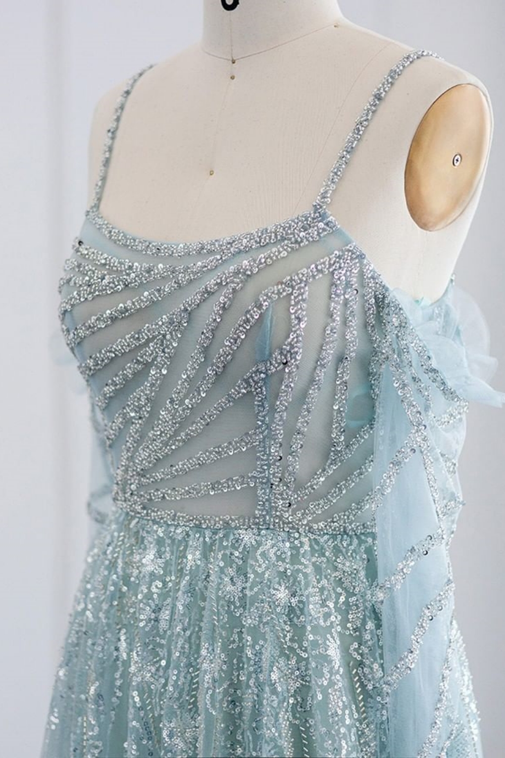 Charming Sequined Dubai Evening Dress Spaghetti Straps Aline Long Party Dress for Wedding