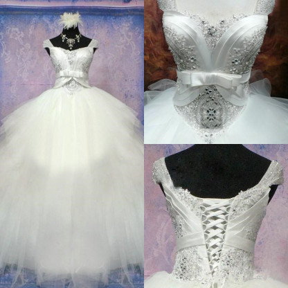 Elegant Beadss Crystals Ball Gown Wedding Dress Bowknot Lace-up