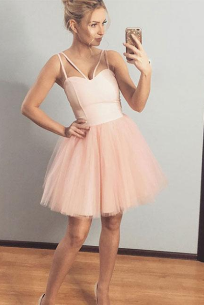 Chic Spaghetti-Straps Sweetheart Short A-Line Tulle Homecoming Dress