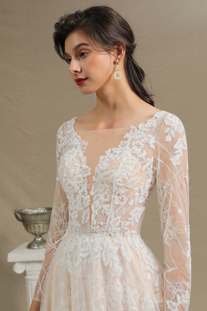 Elegant Lace Deep V-neck Wedding Dress Long Sleeve Floor Length Bridal Gowns
