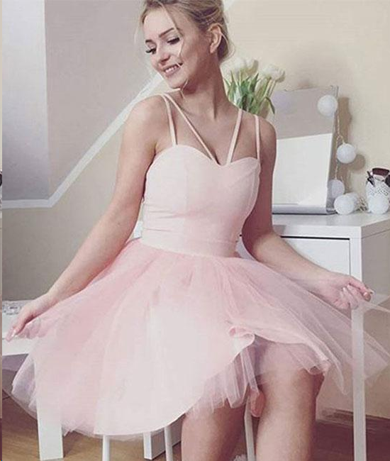 Chic Spaghetti-Straps Sweetheart Short A-Line Tulle Homecoming Dress