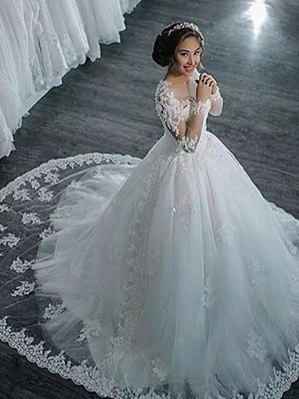Scoop Neckline Applique Long Sleeves Ball Gown Tulle Wedding Dresses UK