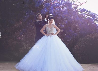 Gorgeous Beadss Tulle White Wedding Dress Ball Gown Straps Court Train