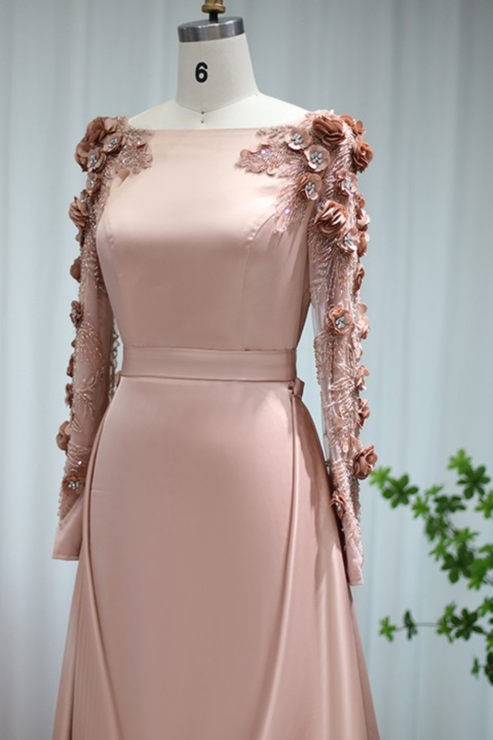 Chic Satin Beadings Mermaid Evening Dress with Sweep Train Long Sleeves 3D Flower Long Party Dress