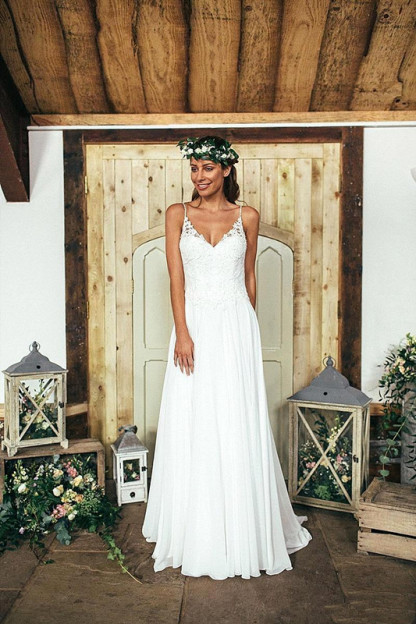 Summer Beach Spaghetti Straps Lace Wedding Dress Long