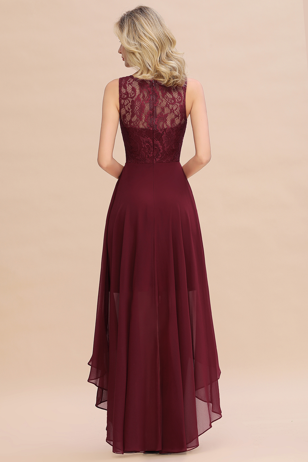Elegant Jewel Neck Lace Hi-Lo Burgundy Bridesmaid Dress Sleeveless Chiffon Evening Dress