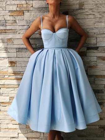Spaghetti-Straps Sweetheart Knee-Length Homecoming Dress