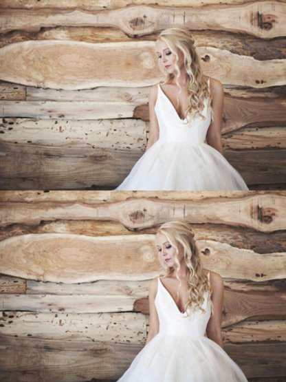 Spaghetti Straps Lace Organza A-Line V-Neck Sleeveless Court Train Wedding Dresses UK