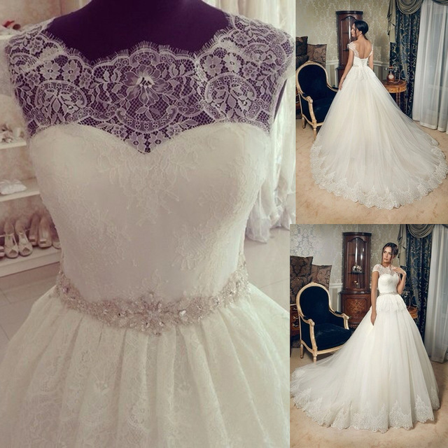 Elegant Lace Fashion Cap Sleeve Princess Wedding Dress With Crystals