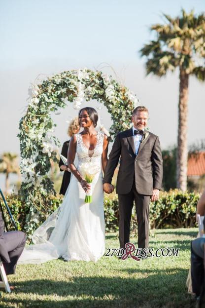 Sexy Mermaid Lace White Straps Newest Sweep-Train Sleeveless Wedding Dress-27Dress.co.uk