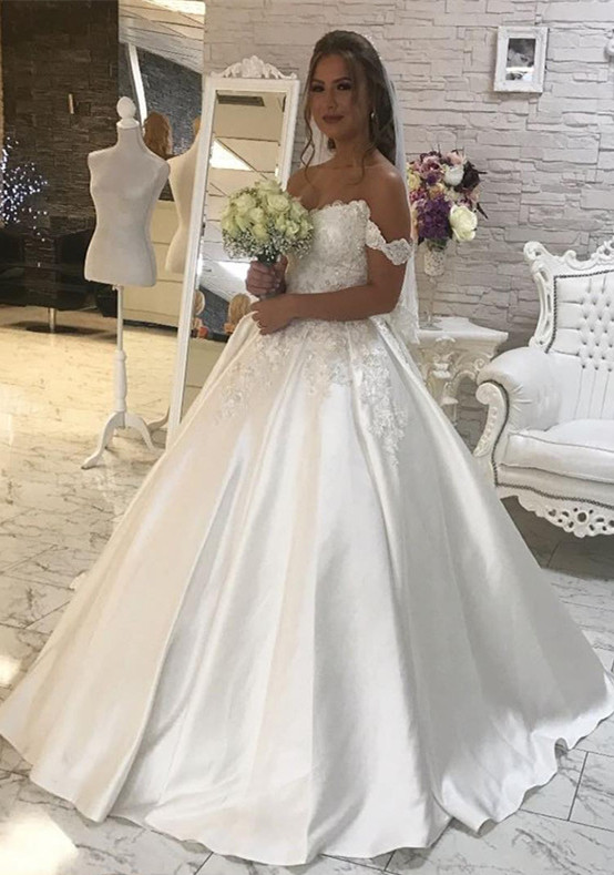 Elegant Off-the-Shoulder Lace Wedding Dress Ball Gown Princess Bridal Wear