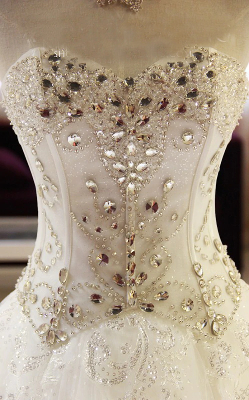 New Arrival Beaded Wedding Dresses UK Sweetheart Sleeveless Lace Appliques Bridal Dresses