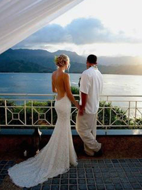 Court Train Sheath Spaghetti Straps Lace Sleeveless V-neck Wedding Dresses UK